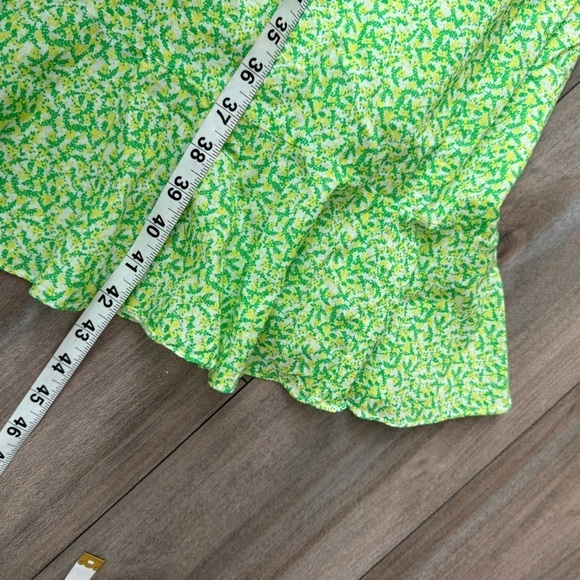 Tuckernuck Lemon Grove ruffle floral apron cotton midi dress green size medium - Picture 3 of 7